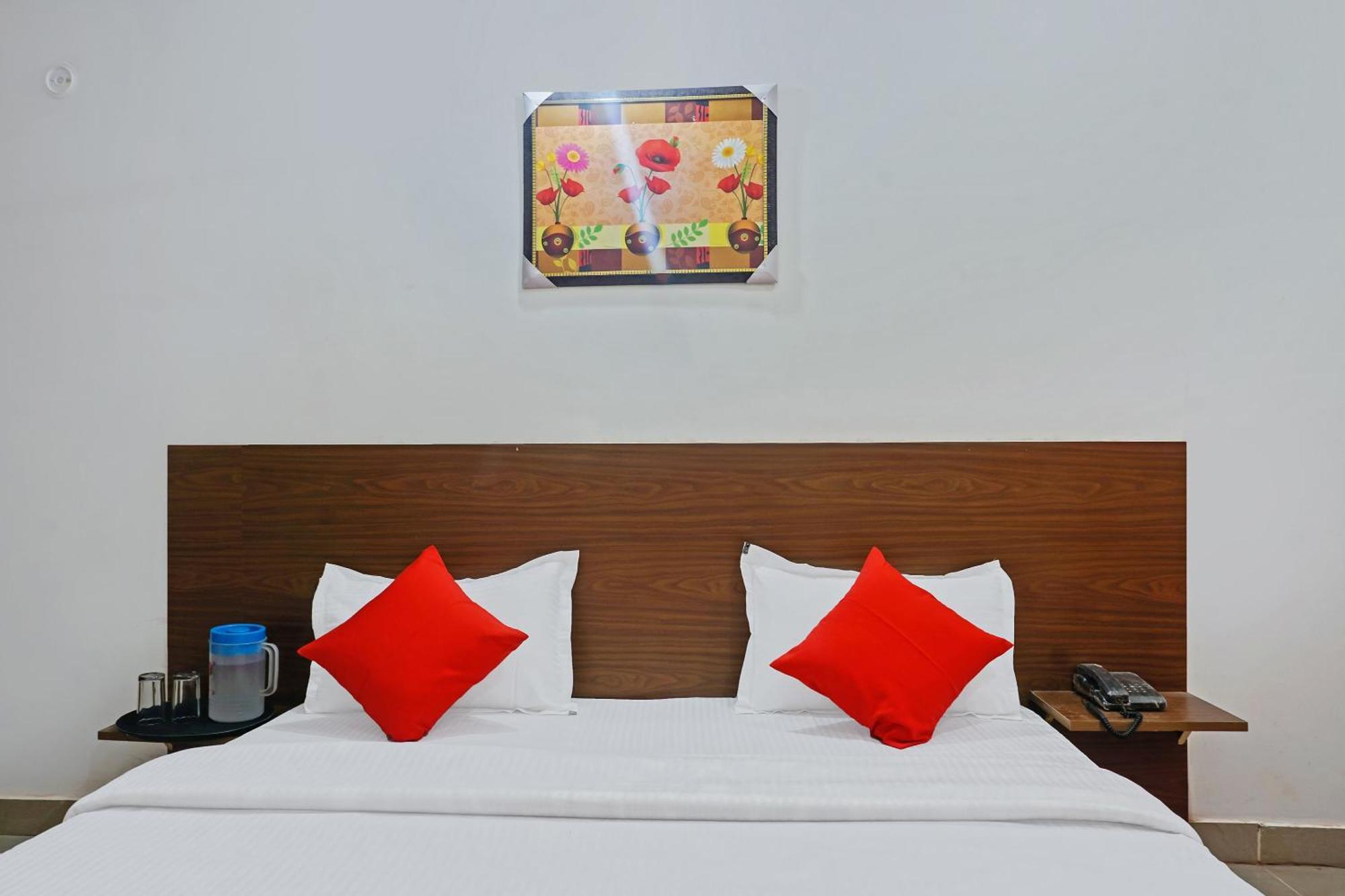 Hotel O Quadis Noida Exterior foto